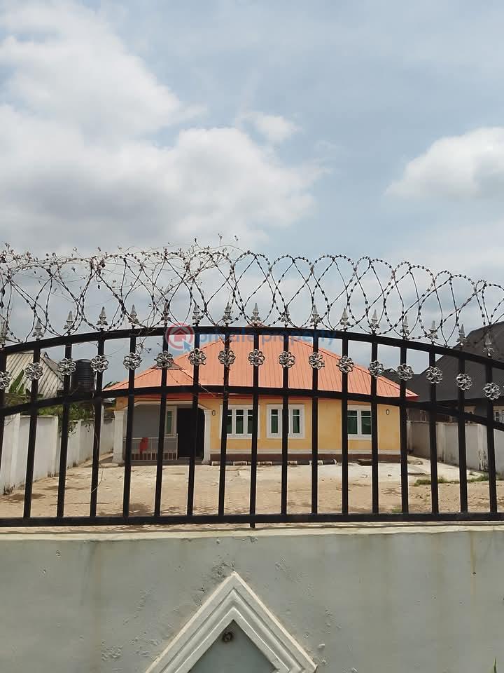 3 bedroom Block Of Flats For Rent Pakuro Off Berger Berger Ojodu Lagos - 18