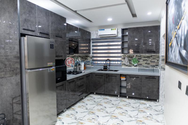 3 bedroom Flat & Apartment For Sale Oniru Victoria Island Lagos - 5