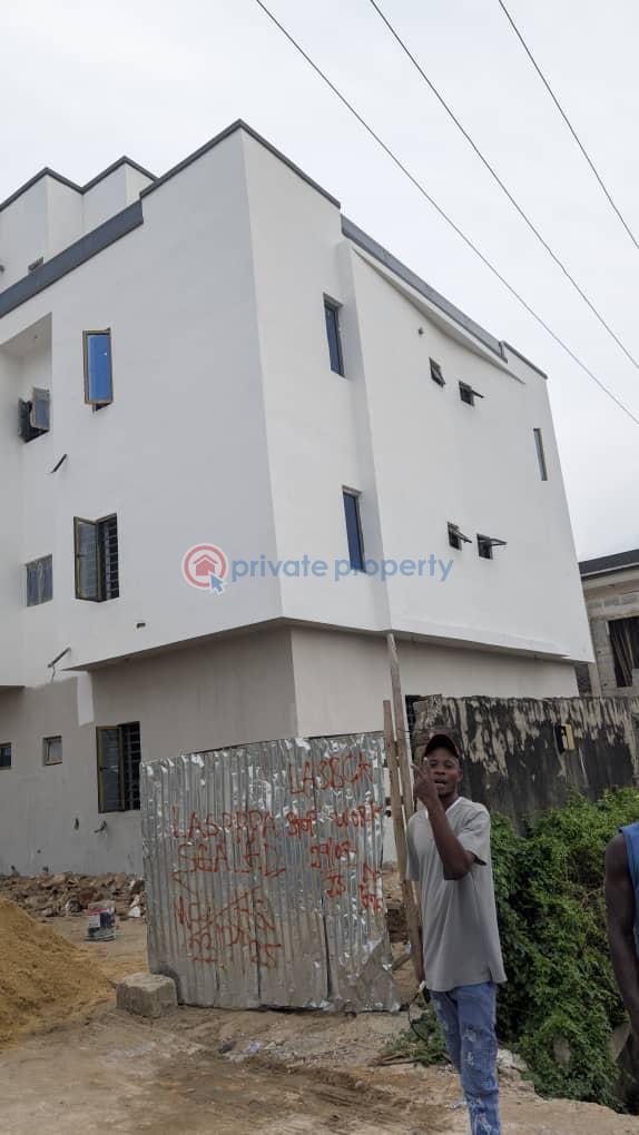 3 bedroom Block Of Flats For Sale Maryland, Ikeja Lagos - 1