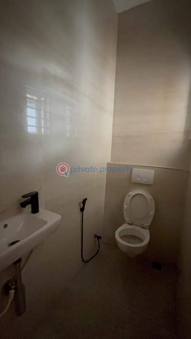 3 bedroom Maisonette For Sale In An Estate Close To Nike Art Gallery ( Lekki Phase 1 Right Side Lekki Phase 1 Lagos - 11