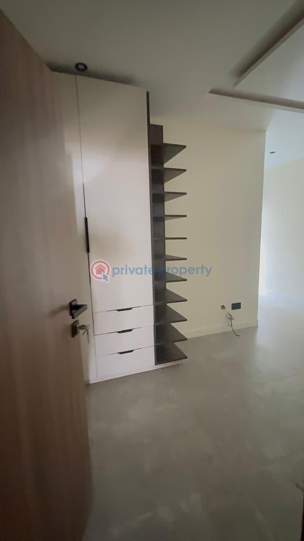 3 bedroom Maisonette For Sale In An Estate Close To Nike Art Gallery ( Lekki Phase 1 Right Side Lekki Phase 1 Lagos - 24