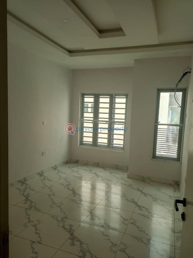 Tastefully finished 3 bedroom terrace with bq in a serene & secured estate - 4 3 bedroom Terrace For Rent Ikate Lekki Lagos - 4