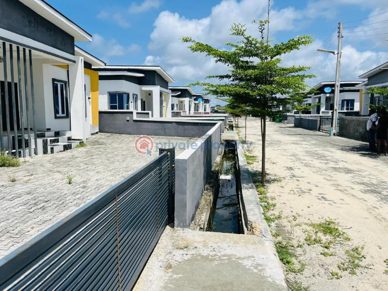 3 bedroom Detached Bungalow For Sale Wonder Court, Oribanwa Ibeju-Lekki Lagos - 4