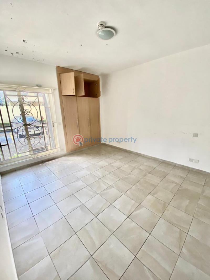 Tastefully finished 3bedroom flat plus 1 room bq in onirus - 7 3 bedroom Block Of Flats For Sale Oniru Victoria Island Lagos - 7