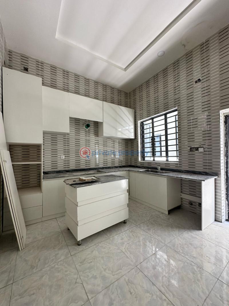 4 bedroom Terraced Duplex For Sale Orchid Road Lafiaji Lekki Lagos - 4