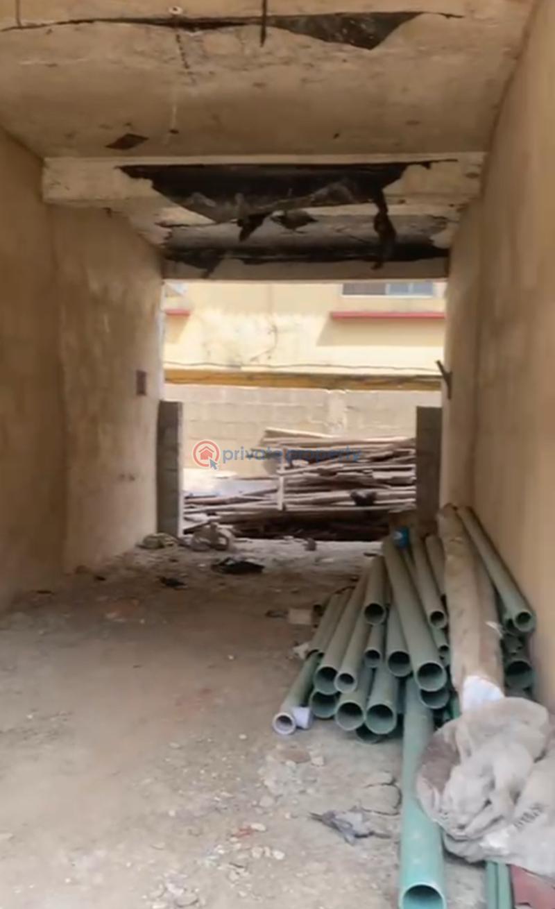 Tastefully finished 3bedroom townhouse + bq - 7 3 bedroom Townhouse For Sale Arthur's Place, James Robertson Street, Surulere Lagos - 7