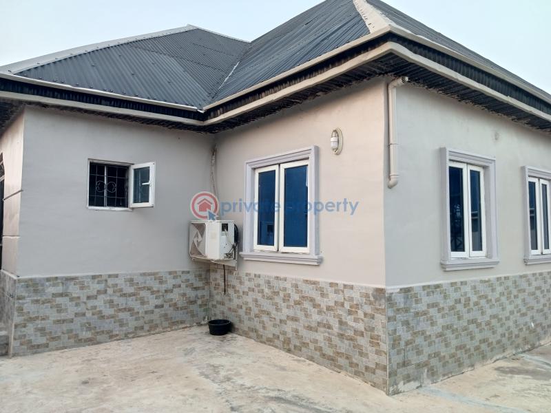 3 bedroom Detached Bungalow For Sale A&g Estate Phase2 Lugbe Fha Lugbe Abuja Phase 4  - 15