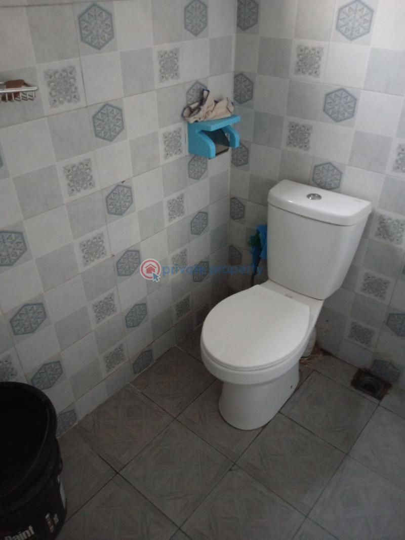 3 bedroom Detached Bungalow For Sale A&g Estate Phase2 Lugbe Fha Lugbe Abuja Phase 4  - 7