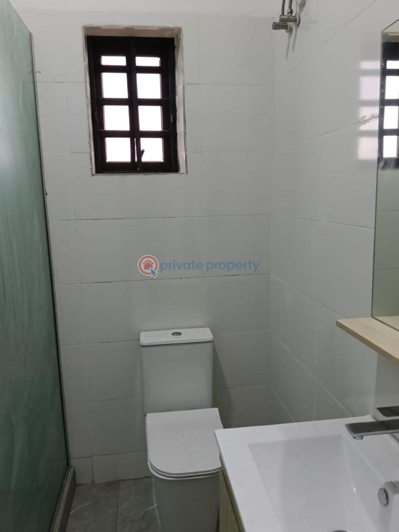 4 bedroom Terrace For Rent Off Orchid Road Lafiaji Lekki Lagos - 8