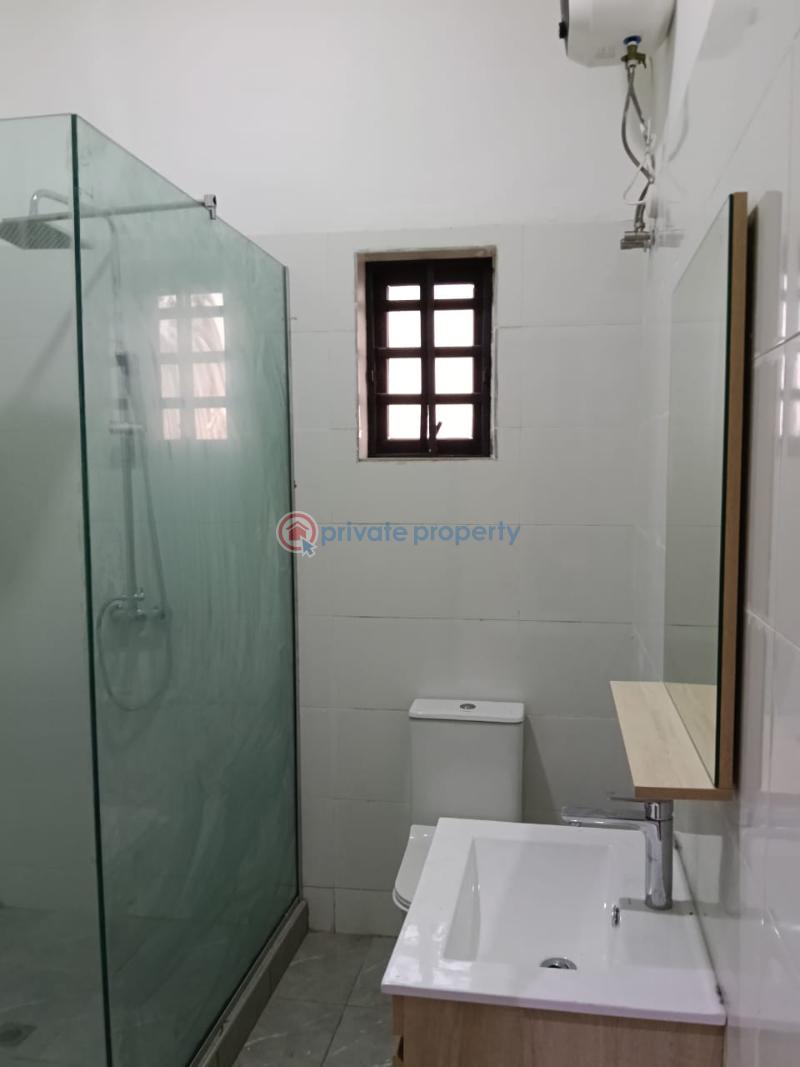 4 bedroom Terrace For Rent Off Orchid Road Lafiaji Lekki Lagos - 10