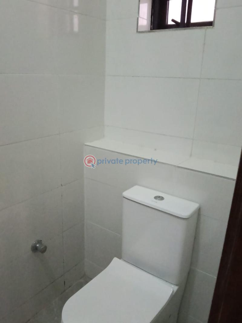 4 bedroom Terrace For Rent Off Orchid Road Lafiaji Lekki Lagos - 15