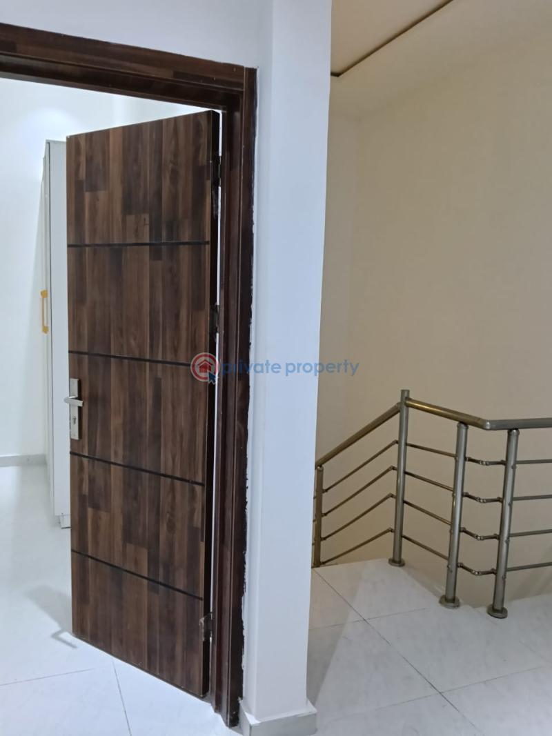 4 bedroom Terrace For Rent Off Orchid Road Lafiaji Lekki Lagos - 12