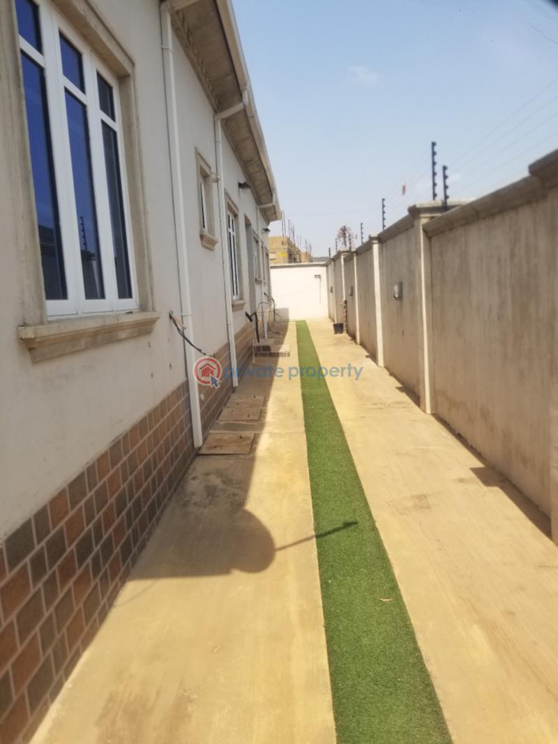 4 bedroom Bungalow For Rent Laderin Estate. Oke Mosan Abeokuta Ogun - 5