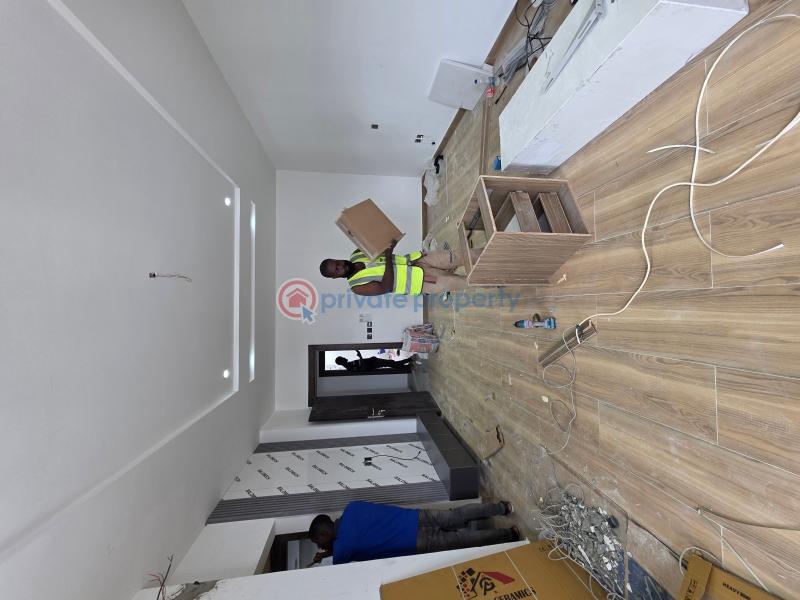 4 bedroom Flat & Apartment For Rent Banana Island Road Ikoyi Lagos - 2