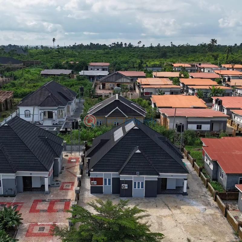 4 bedroom Bungalow For Sale Treasure Park Estate Orile Imo ,interchange , Abeokuta Sagamu Express Way. Oke Mosan Abeokuta Ogun - 2