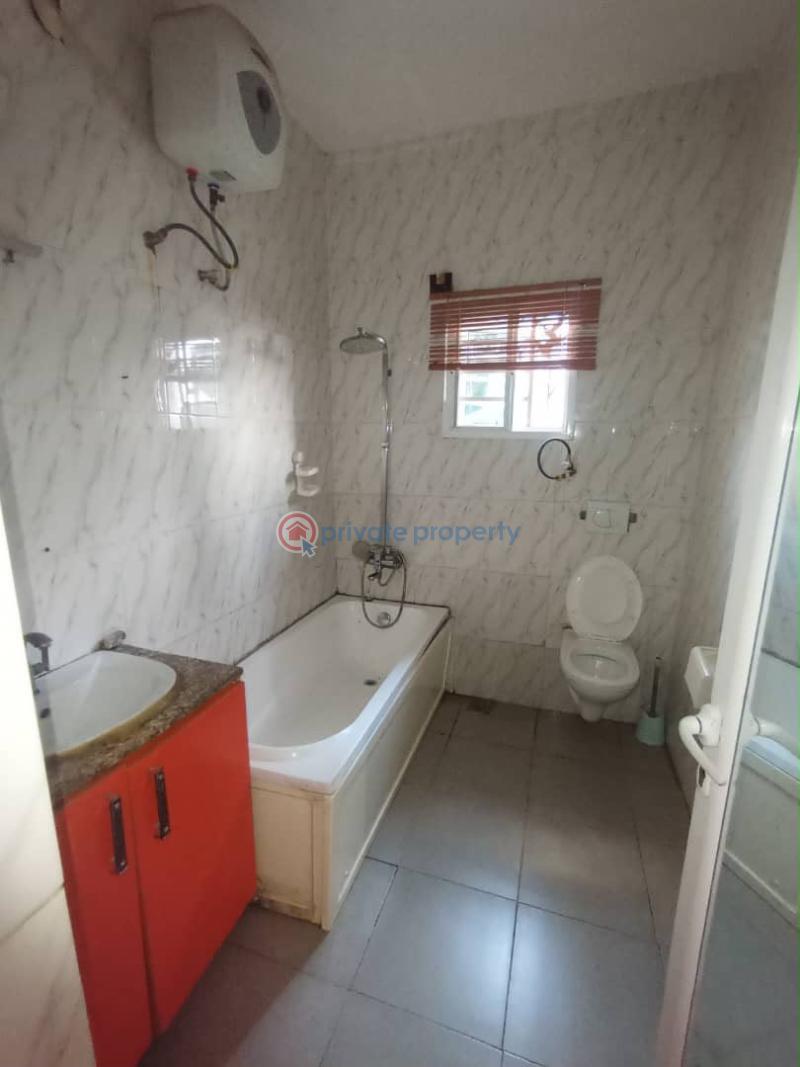 4 bedroom Bungalow For Rent Apo Primary Kabusa Abuja Phase 3  - 3