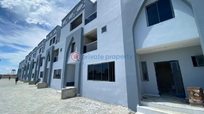 4 bedroom Duplex For Sale Lekki Phase 2 Lagos - 3