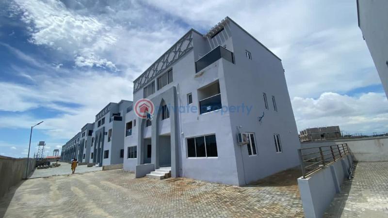 4 bedroom Duplex For Sale Lekki Phase 2 Lagos - 2