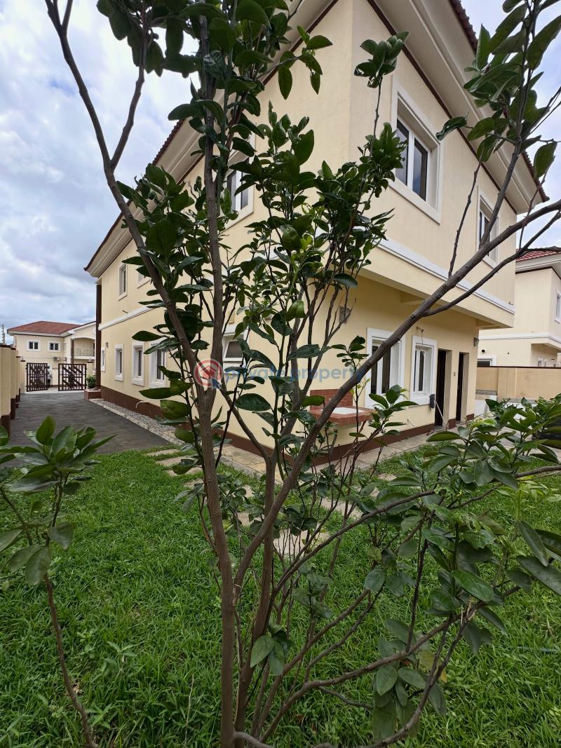 4 bedroom Duplex For Sale Godab Estate Life Camp Abuja Phase 3  - 16