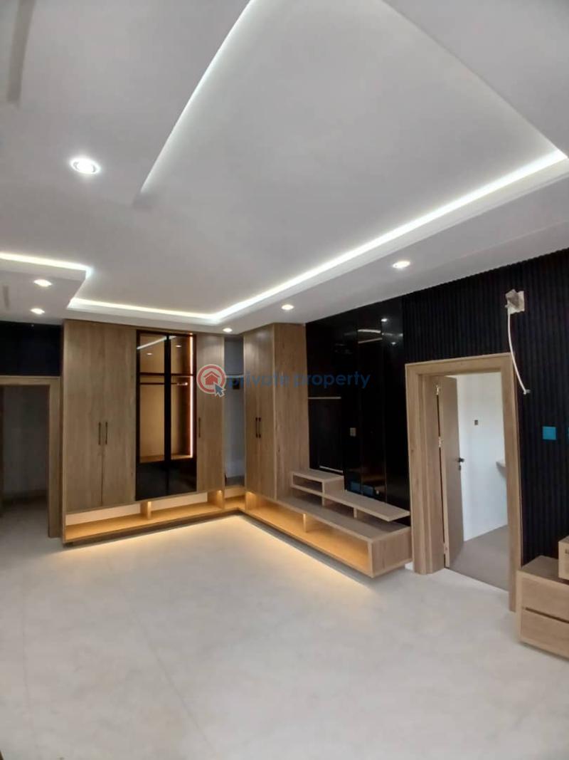 4 bedroom Detached Duplex For Sale Airport Road Lugbe Abuja Phase 4  - 4