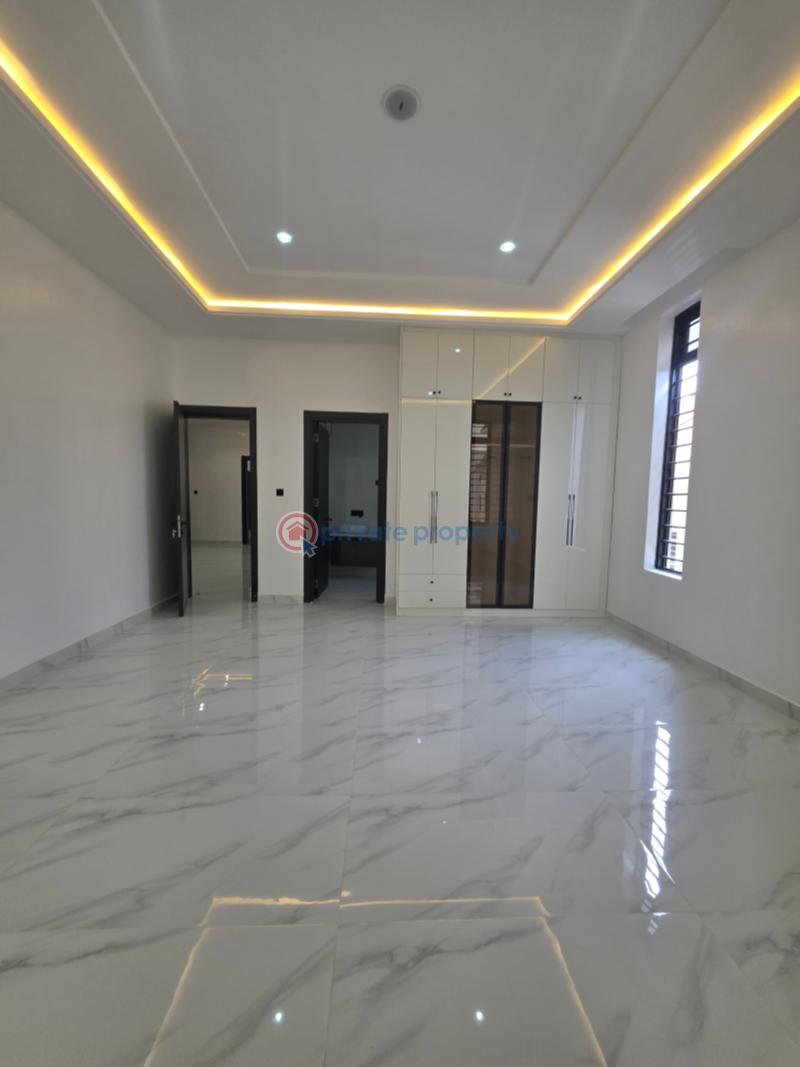 5 bedroom Detached Duplex For Sale Apo Resettlement Apo Abuja Phase 2  - 8