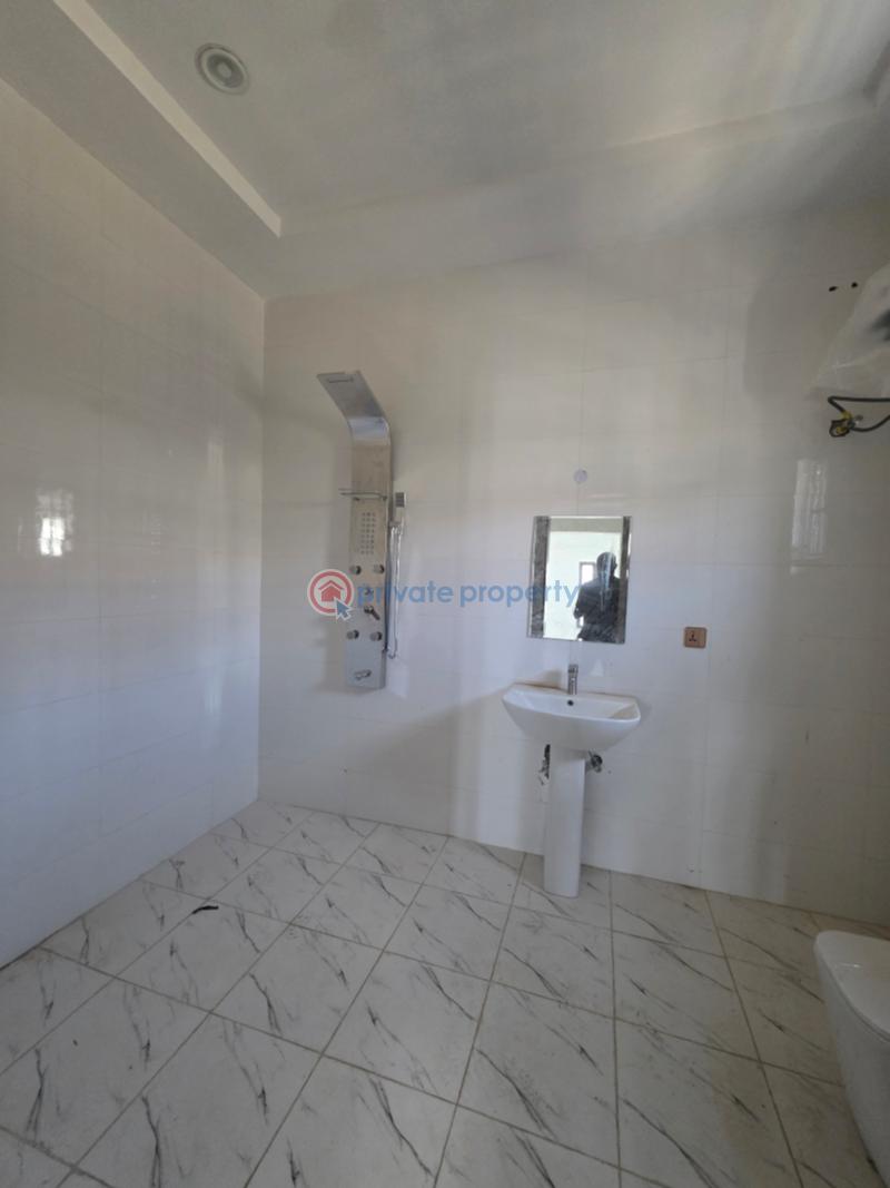 4 bedroom Detached Duplex For Sale Guzape Abuja Phase 1  - 9
