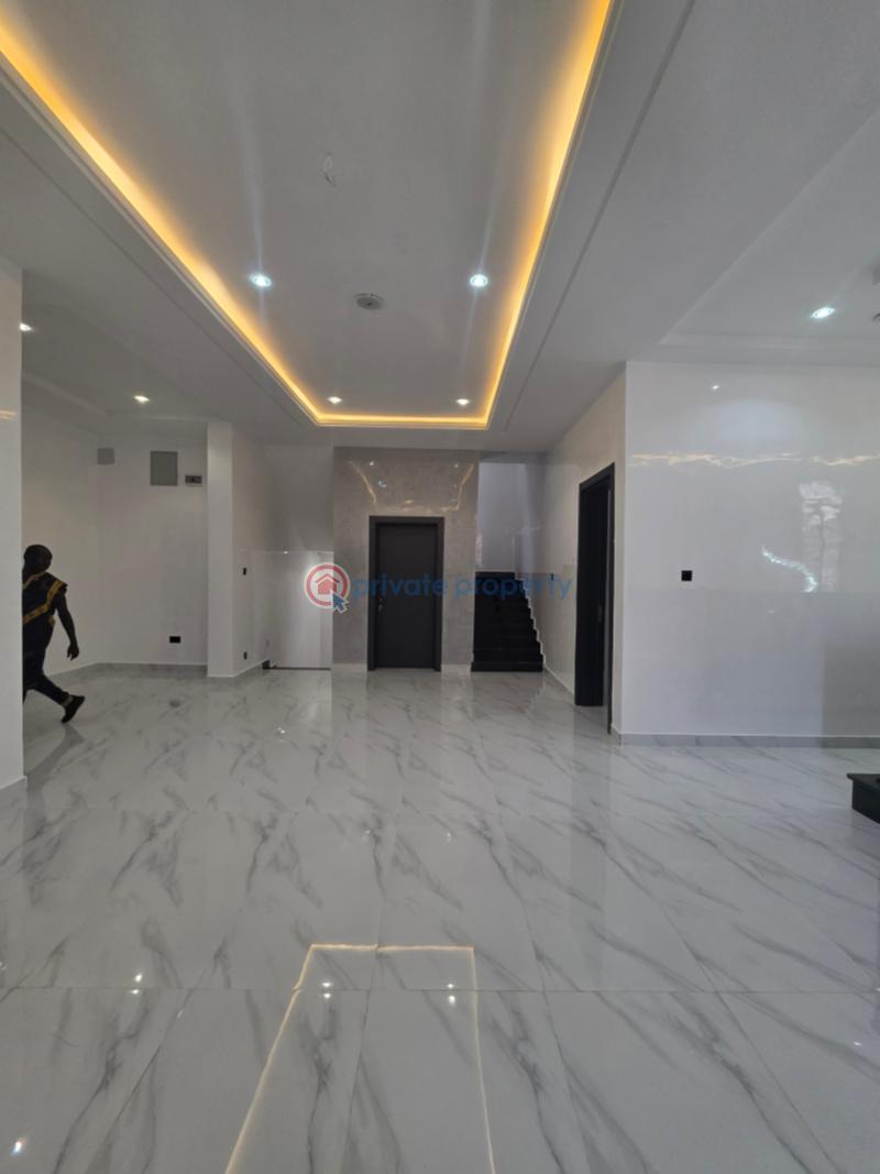 5 bedroom Detached Duplex For Sale Apo Resettlement Apo Abuja Phase 2  - 4