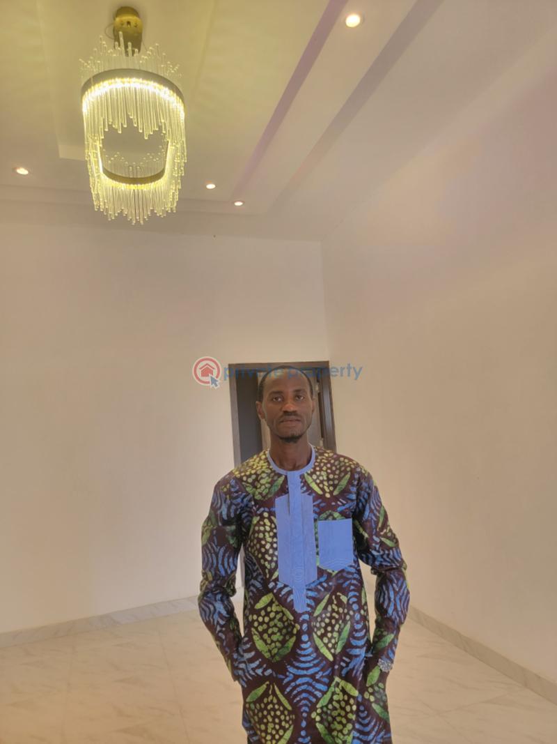 4 bedroom Terrace For Sale Zularich Residence 2, Monastery Road Sangotedo Lagos - 13