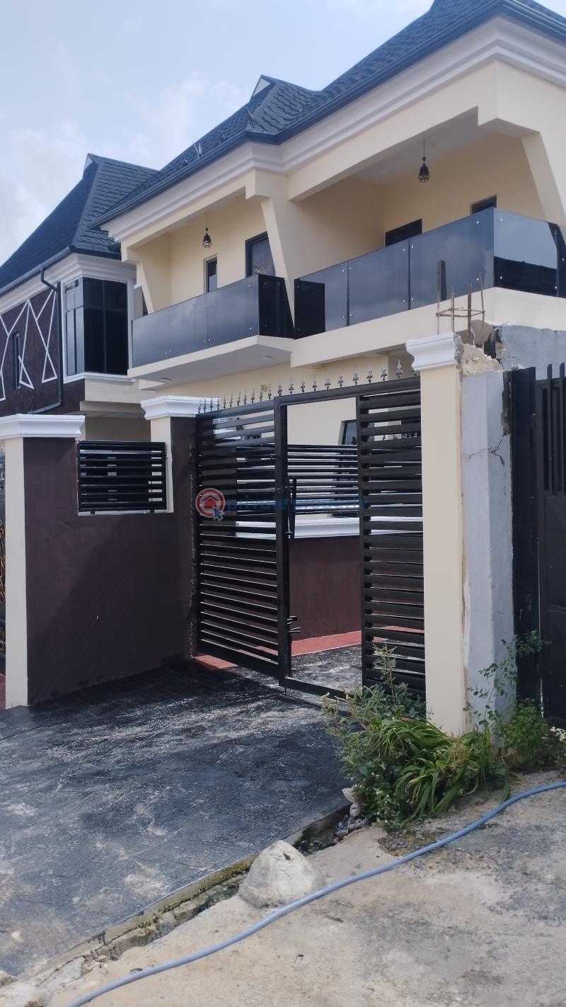 4 bedroom Detached Duplex For Sale Soluyi Gbagada Lagos - 0