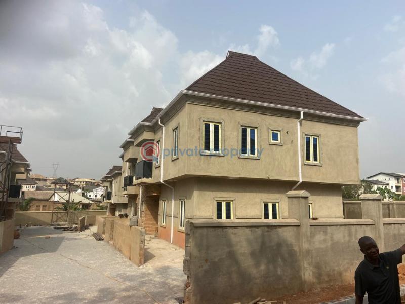 4 bedroom Duplex For Sale Federal Secretariat. Oke Mosan Abeokuta Ogun - 4