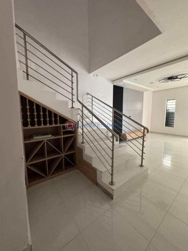 4 bedroom Semi detached Duplex For Sale Elite Garden Estate, Harris Drive. Victoria Garden City Lekki Lagos - 7