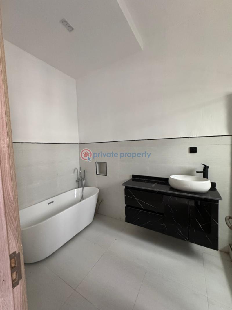 4 bedroom Semi detached Duplex For Sale Elite Garden Estate, Harris Drive. Victoria Garden City Lekki Lagos - 11