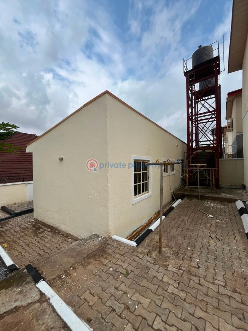 4 bedroom Semi detached Duplex For Rent Sunnyvale Area Dakwo Abuja Phase 3  - 4