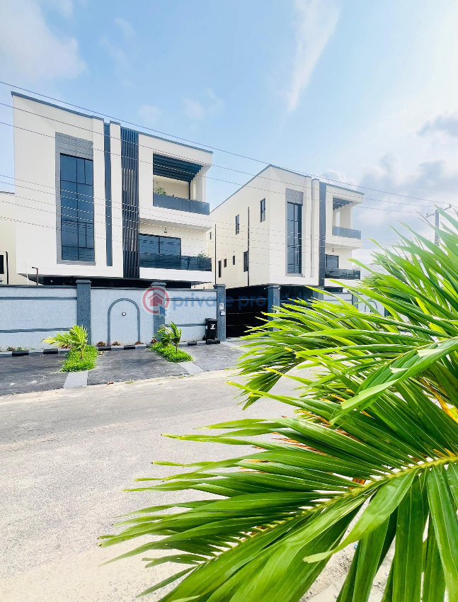 4 bedroom Detached Duplex For Sale Ogudu GRA Ojota Lagos - 1