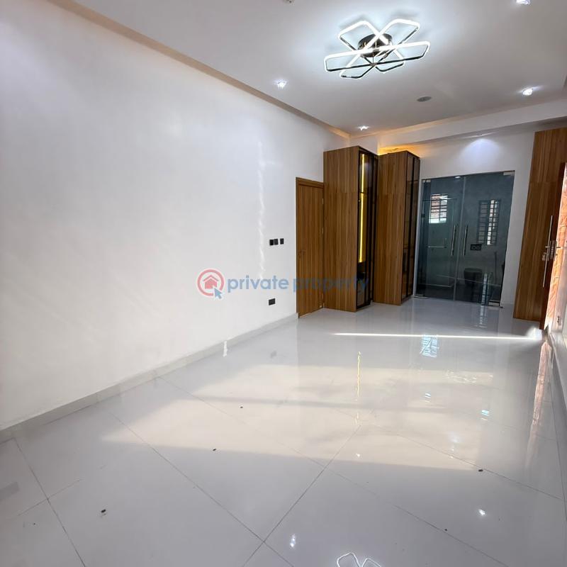 4 bedroom Detached Duplex For Sale Crown Estate, Lekki Lagos - 7