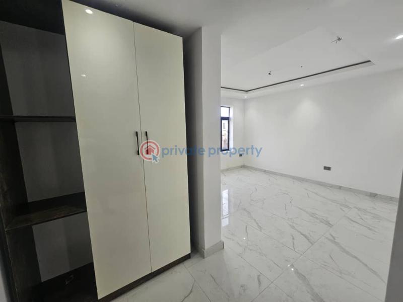 4 bedroom Maisonette For Sale Close To Banana Island Ikoyi Lagos - 16