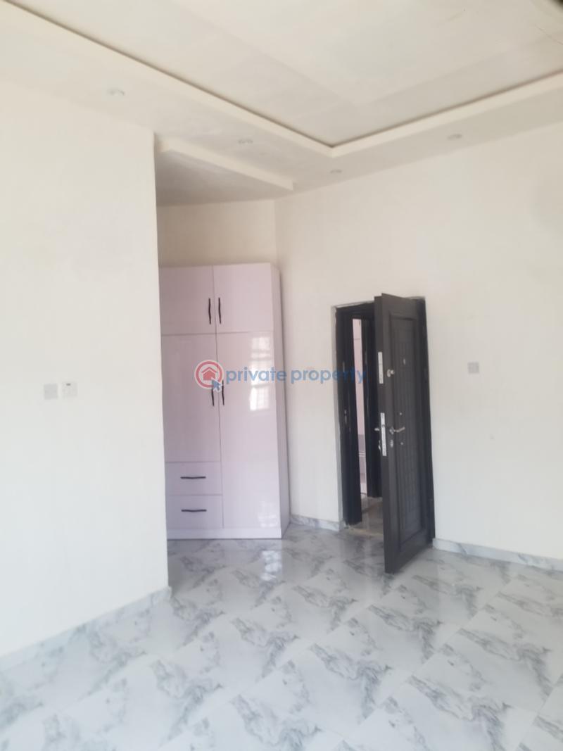 4 bedroom Bungalow For Rent Laderin Estate. Oke Mosan Abeokuta Ogun - 2