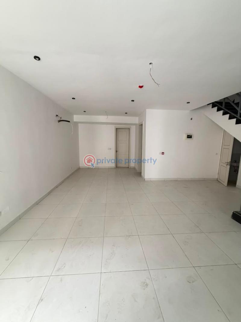 4 bedroom Maisonette For Sale Ologolo Lekki Lagos - 1