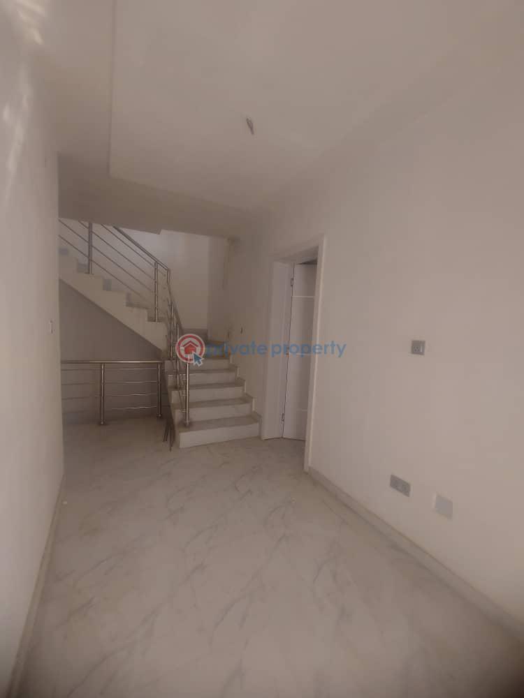 4 bedroom Semi detached Duplex For Sale Omole Phase 1 Ojodu Lagos - 10