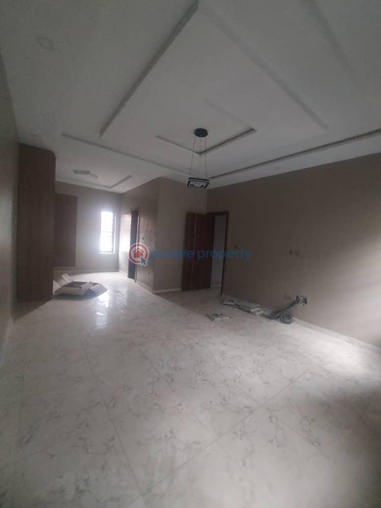 4 bedroom Semi detached Duplex For Sale Omole Phase 2 Ojodu Lagos - 3