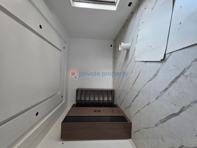 Tastefully finished 4 bedroom semi-detached duplex with elevator - 4 4 bedroom Semi detached Duplex For Sale Parkview Estate Ikoyi Lagos - 4