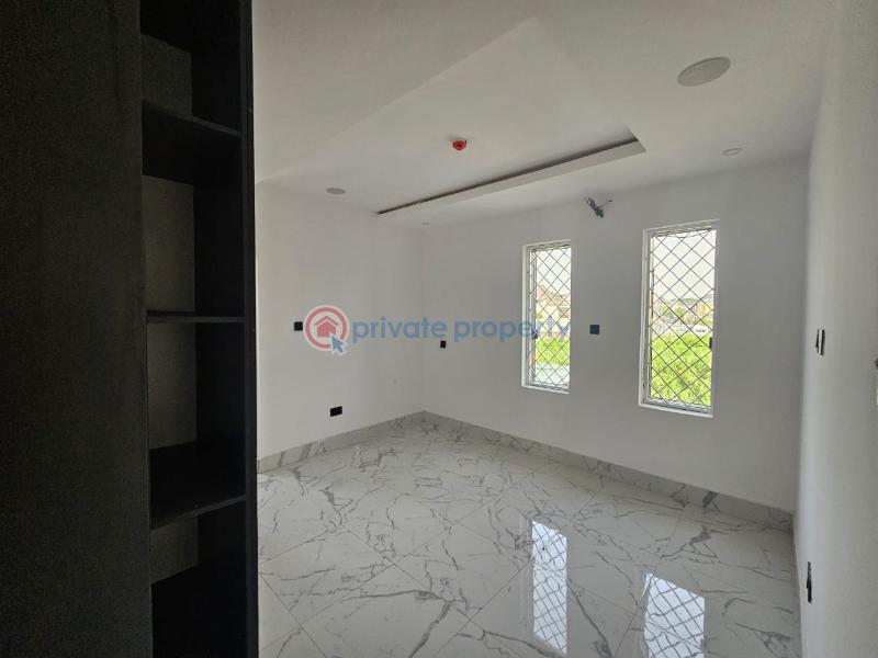 4 bedroom Semi detached Duplex For Sale Surulere Lagos - 15