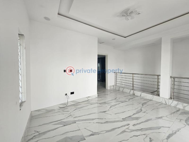 4 bedroom Semi detached Duplex For Sale Surulere Lagos - 19