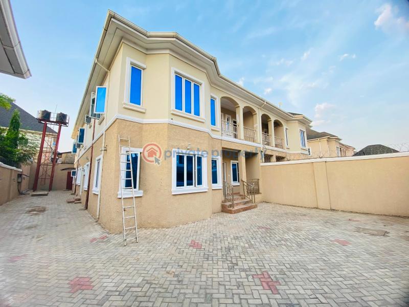 4 bedroom Semi detached Duplex For Rent Life Camp Round About Area Life Camp Abuja Phase 3  - 2
