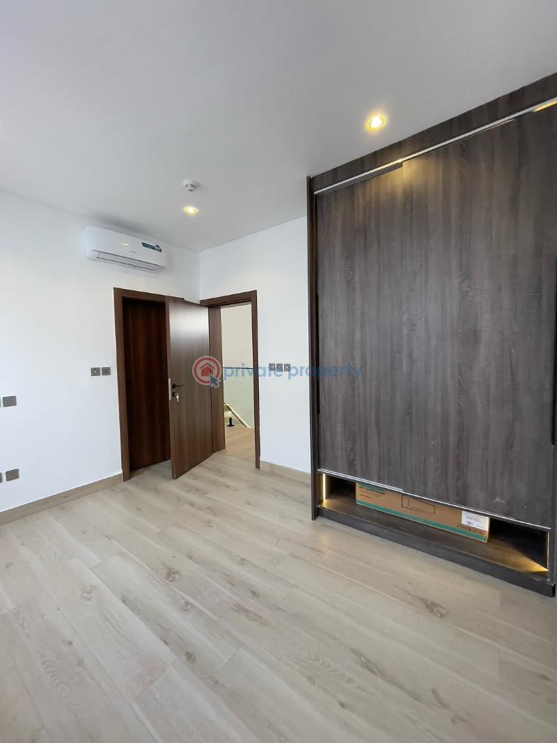 4 bedroom Detached Duplex For Sale Pinnok Beach Estate Lekki Phase 1 Lagos - 1