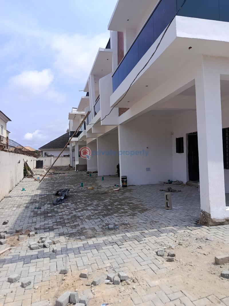 4 bedroom Terrace For Sale Destiny Homes Estate, Abijo. Majek Sangotedo Lagos - 1