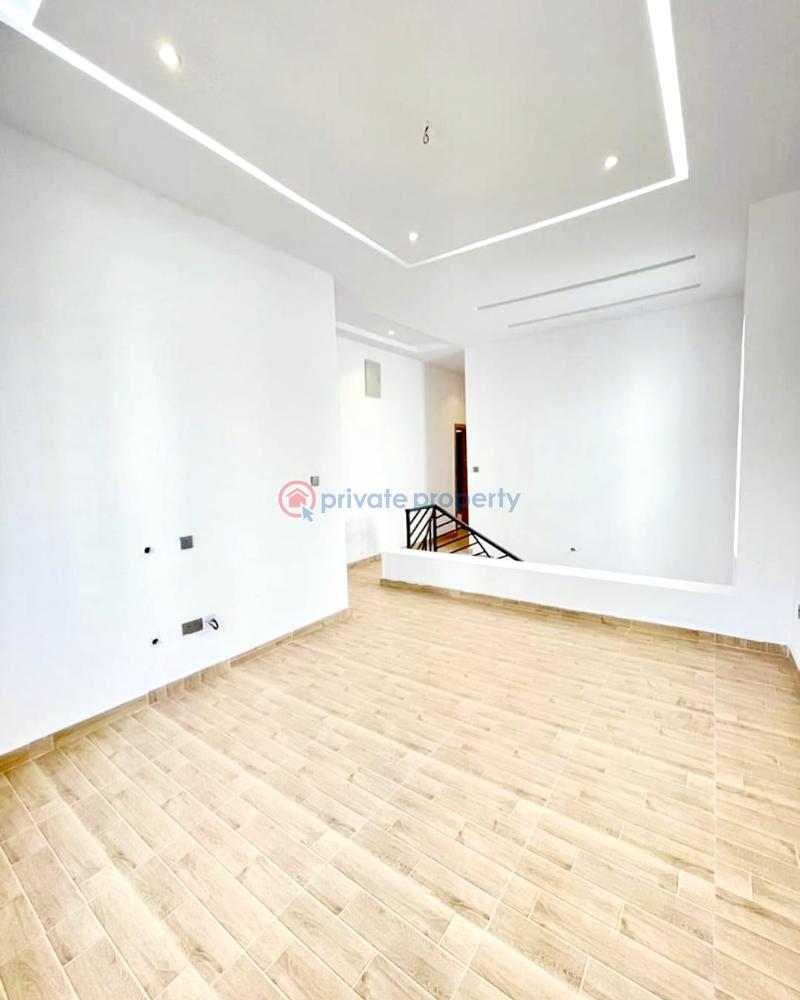 4 bedroom Terrace For Sale Ologolo Lekki Lagos - 2