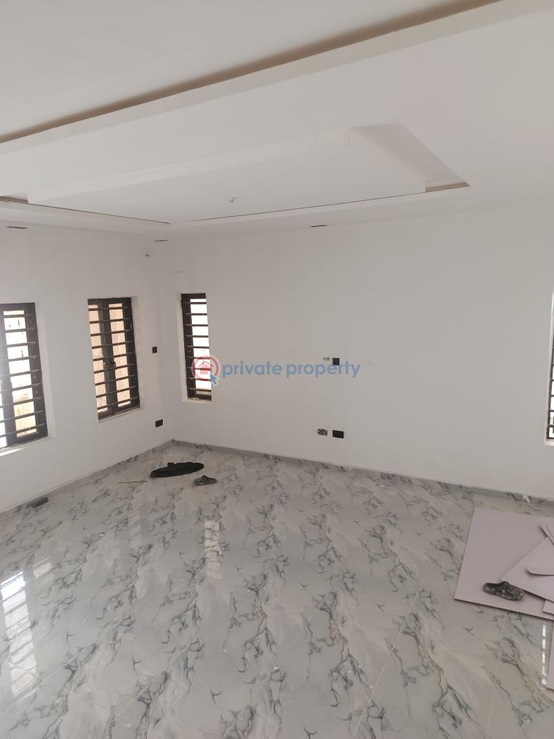 4 bedroom Terrace For Sale Destiny Homes Estate, Abijo. Majek Sangotedo Lagos - 2