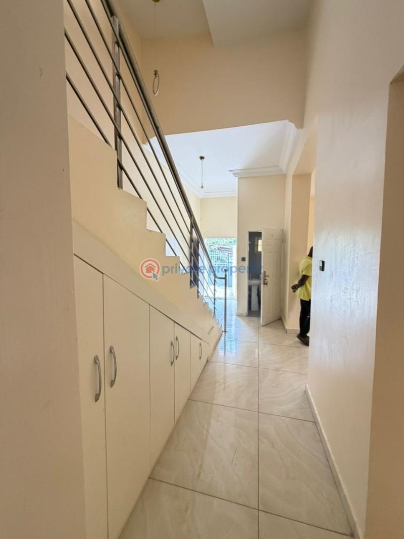 4 bedroom Terraced Duplex For Rent Guzape By Coza Guzape Abuja Phase 1  - 9