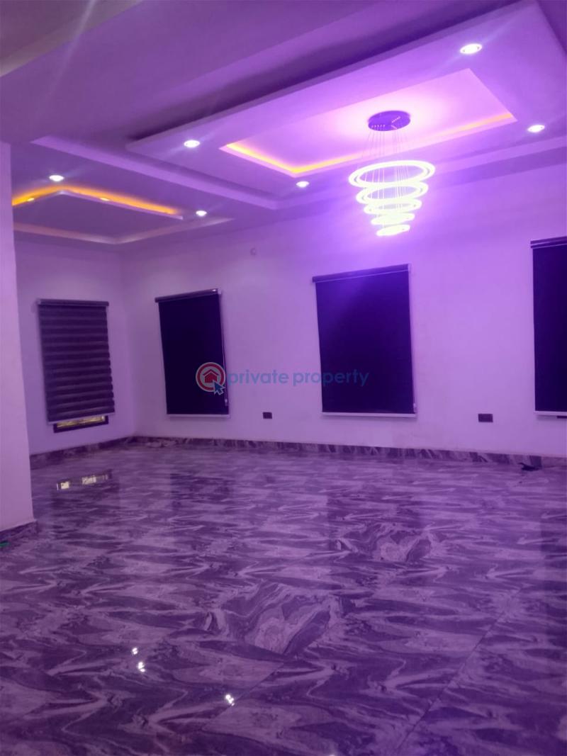 4 bedroom Terrace For Rent Behind Dunamis International Gospel Church Airport Road Lugbe Lugbe Abuja Phase 4  - 1